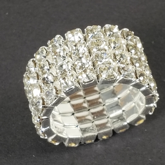 Silver Stretch Ring with Clear Rhinestones – Glamorous Wide Band Bling Jewelry - Picture 6 of 11